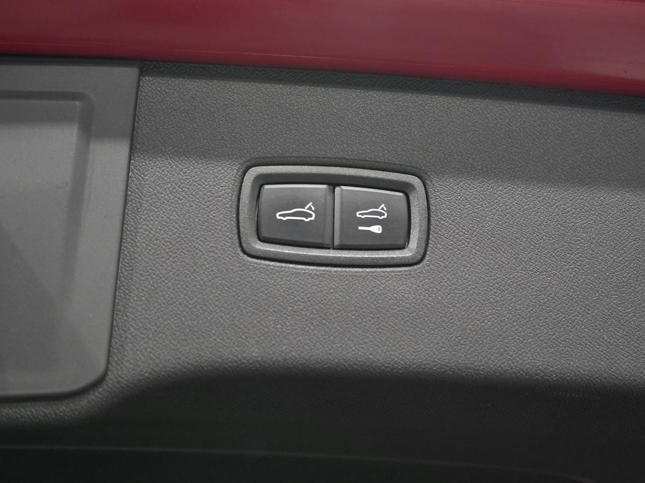 2024 Porsche Cayenne CARMINE RED|PANO|BOSE|DRIVE ASIST|NOACCIDENT|LOWKM Photo