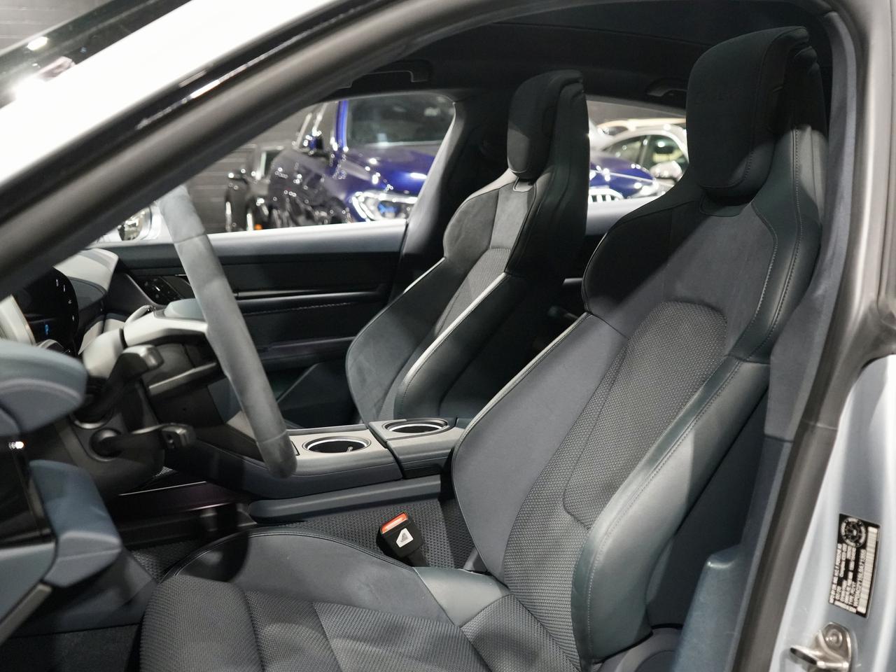 2020 Porsche Taycan Turbo| VOLCANO GREY METALLIC| 360 CAM|PANO|BOSE Photo