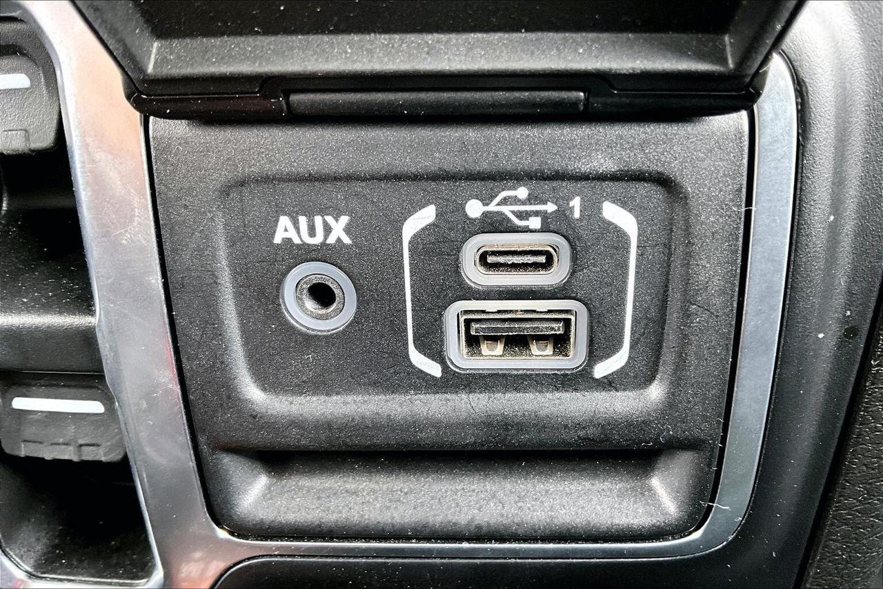 2024 Jeep Wrangler Willys 4Dr | Heated Seats | Safety Tech | 4X4 Photo