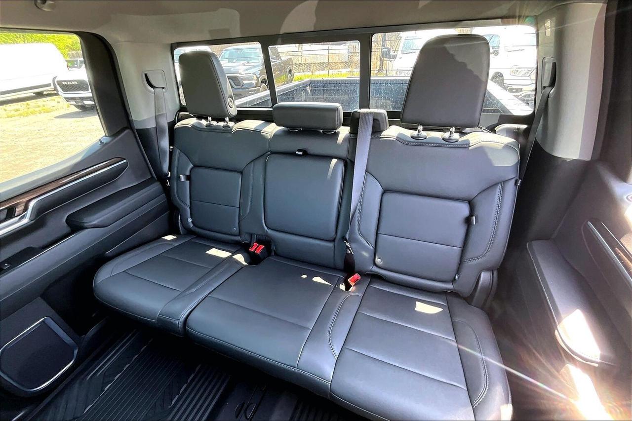 2024 Chevrolet Silverado 1500 LT Trail Boss Premium | Midnight Ed | 5.3L V8 |4X4 Photo