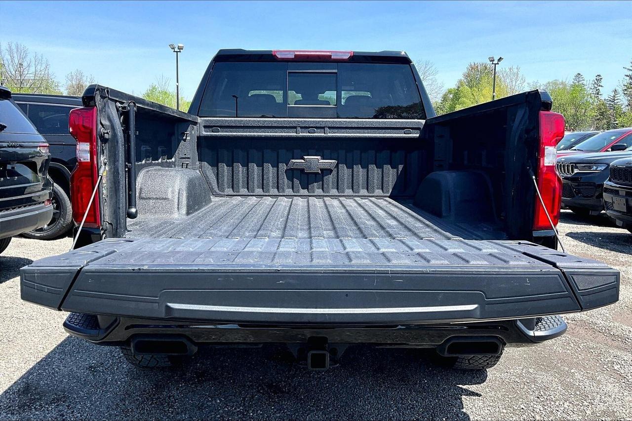 2024 Chevrolet Silverado 1500 LT Trail Boss Premium | Midnight Ed | 5.3L V8 |4X4 Photo