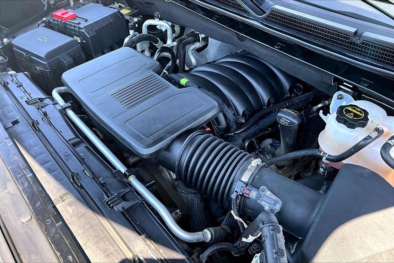 2024 Chevrolet Silverado 1500 LT Trail Boss Premium | Midnight Ed | 5.3L V8 |4X4 Photo
