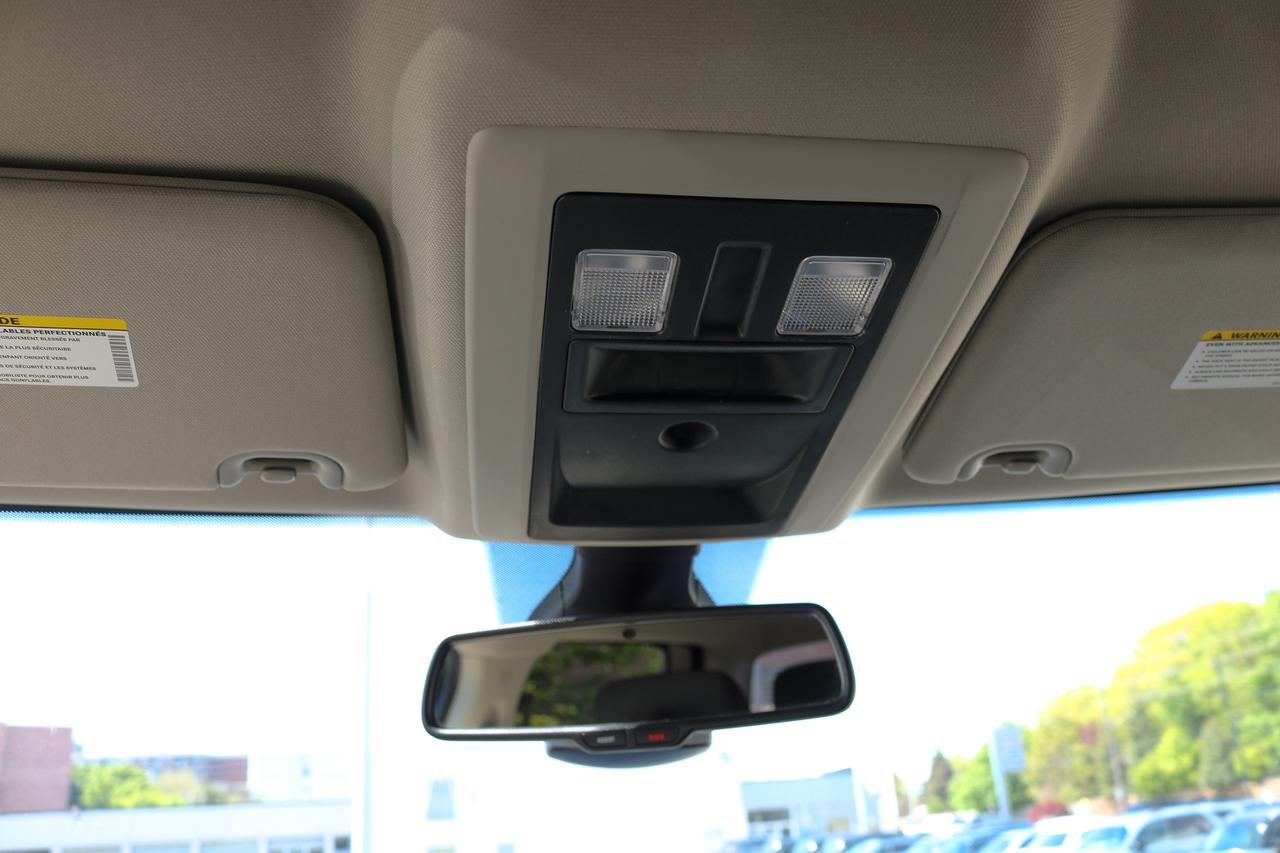 2023 RAM 1500 Classic Express 4x4 Crew Cab 5'7  Box | TRAILER HITCH | Photo