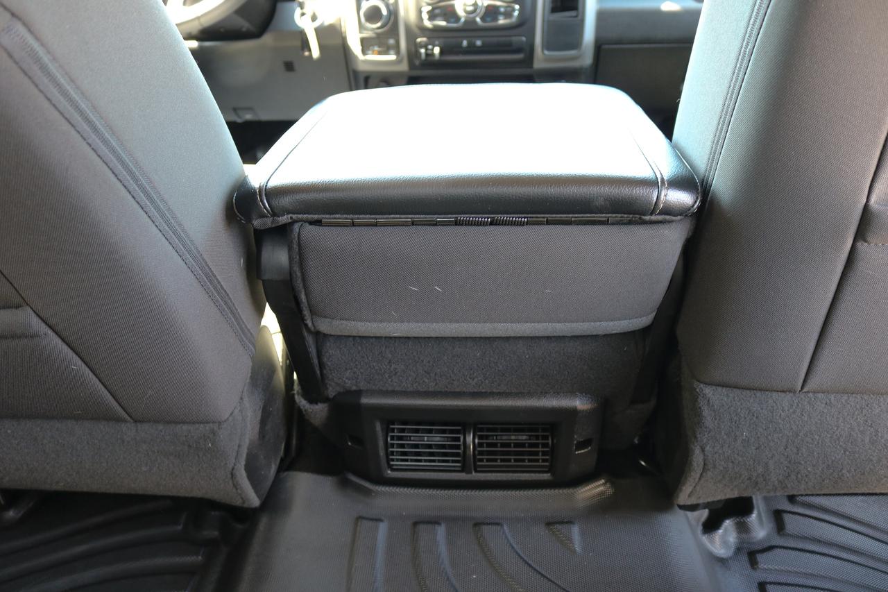 2023 RAM 1500 Classic Express 4x4 Crew Cab 5'7  Box | TRAILER HITCH | Photo