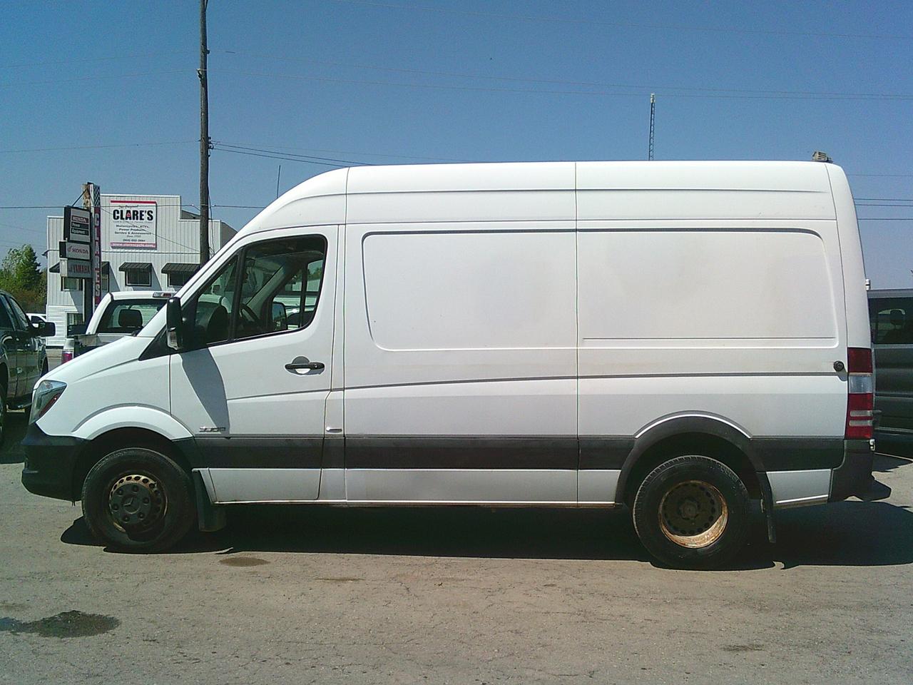 2016 Mercedes-Benz Sprinter 3500 SERVICE VAN RWD 3500 V6 144 Photo