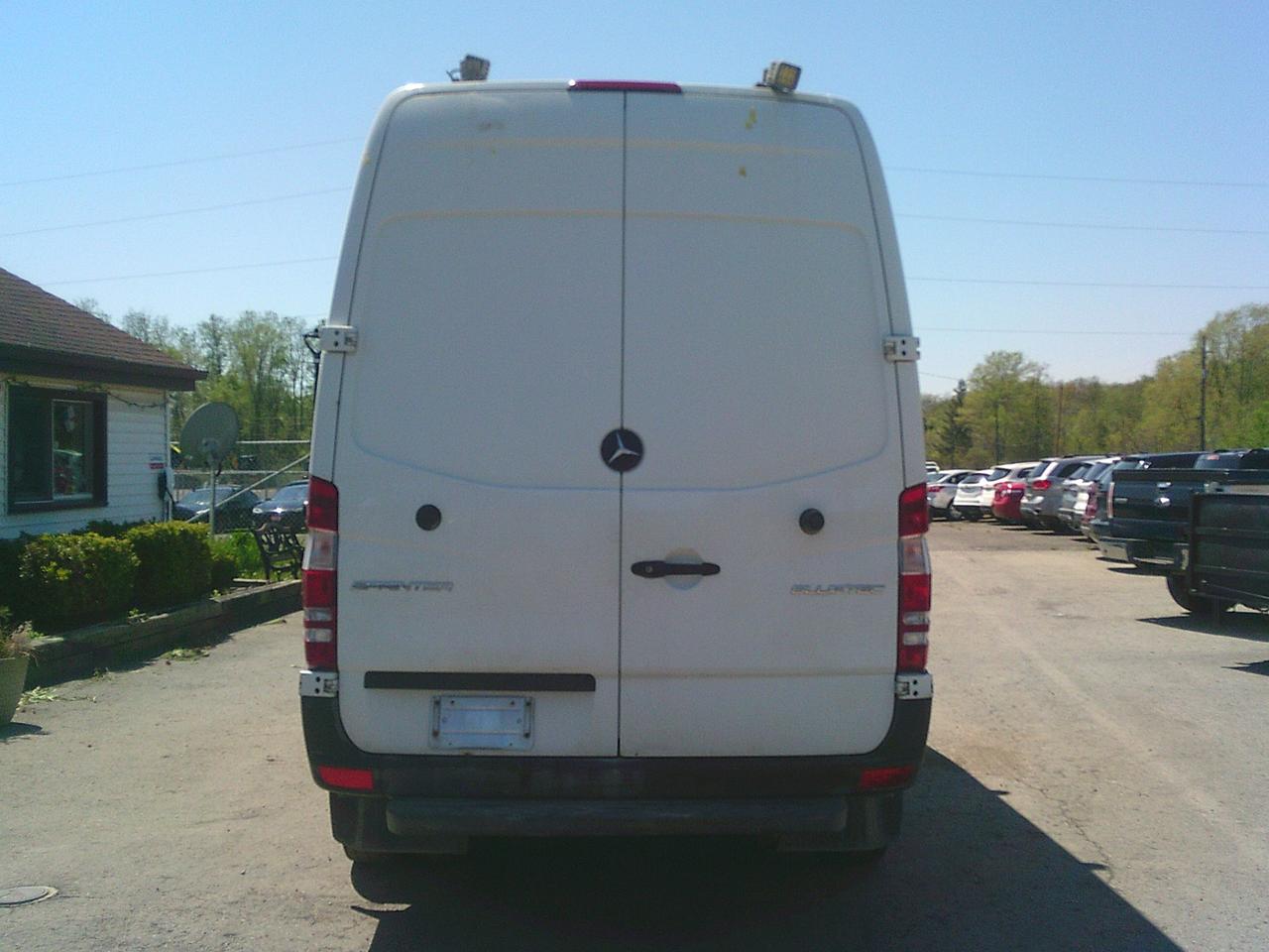2016 Mercedes-Benz Sprinter 3500 SERVICE VAN RWD 3500 V6 144 Photo