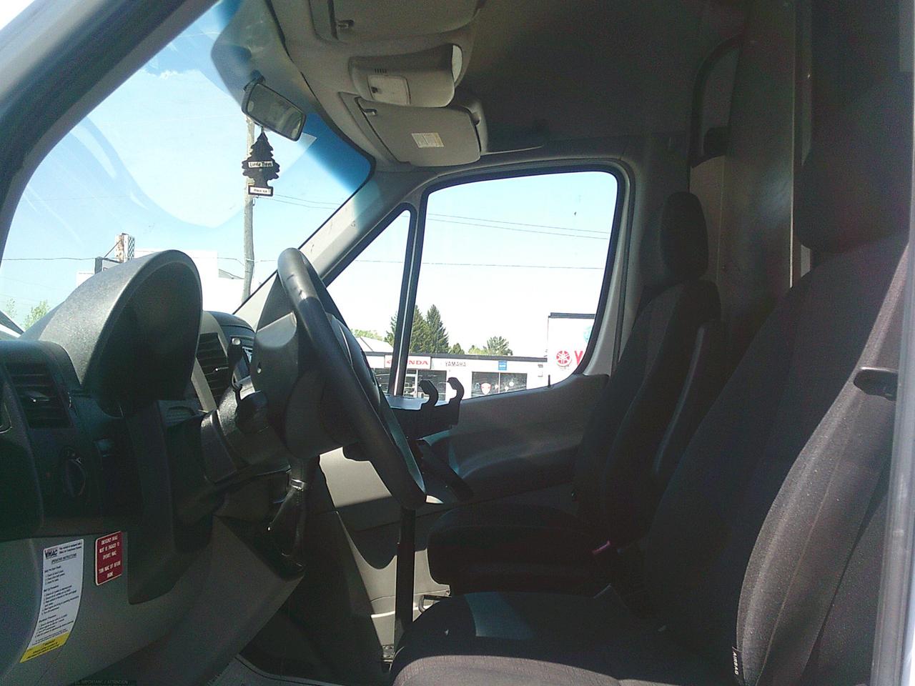 2016 Mercedes-Benz Sprinter 3500 SERVICE VAN RWD 3500 V6 144 Photo