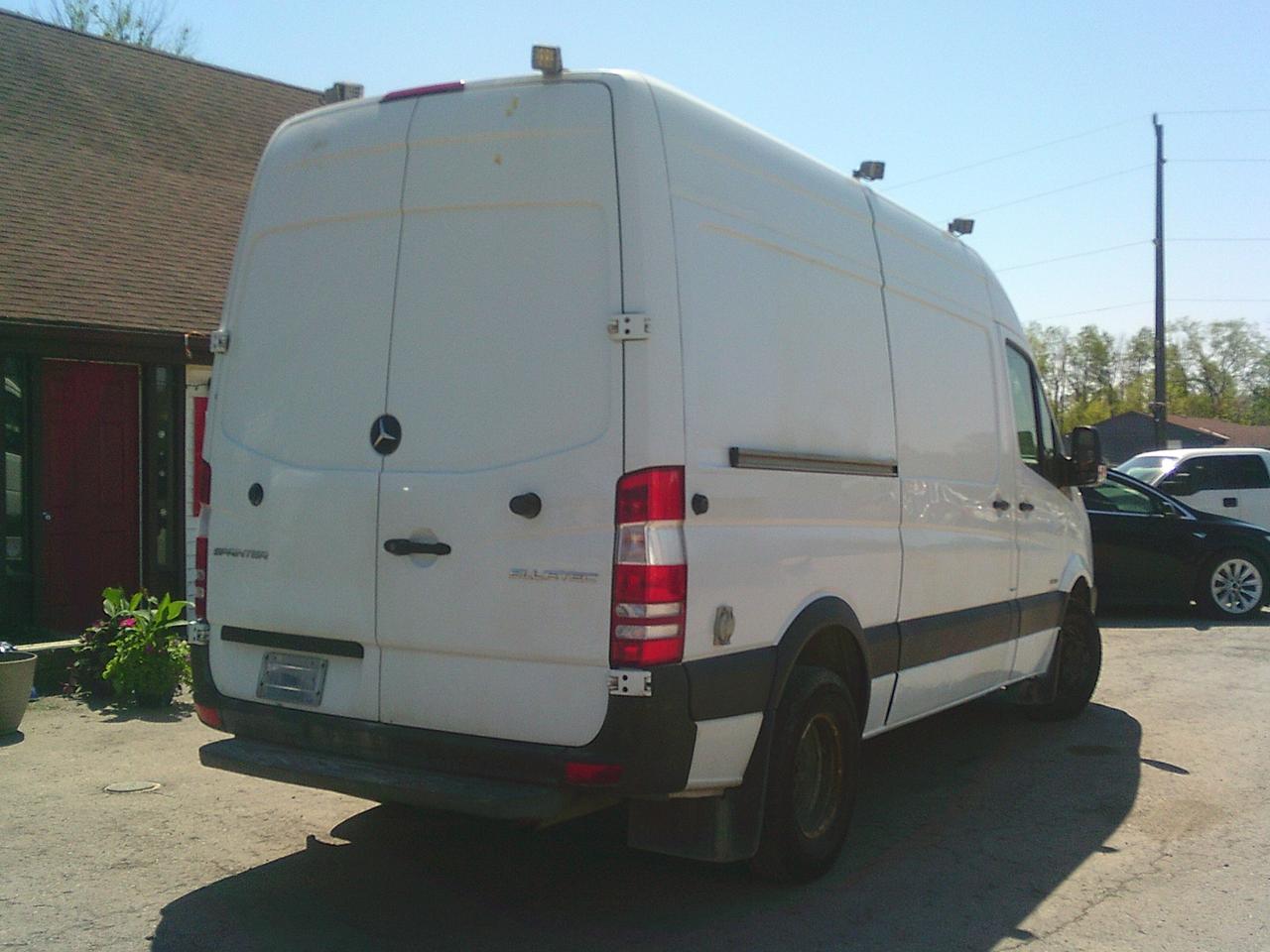 2016 Mercedes-Benz Sprinter 3500 SERVICE VAN RWD 3500 V6 144 Photo