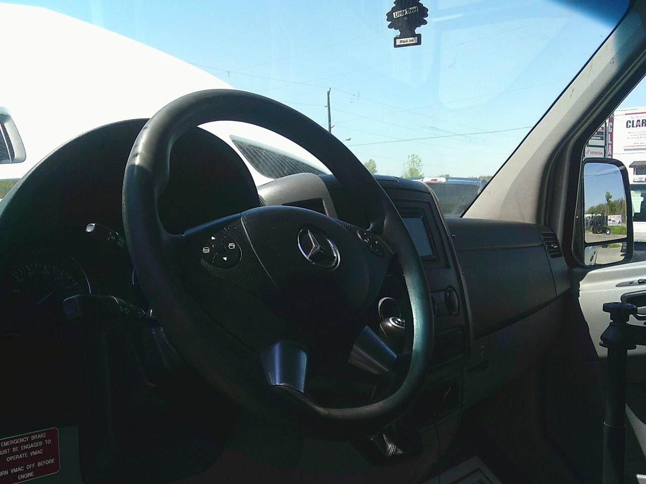 2016 Mercedes-Benz Sprinter 3500 SERVICE VAN RWD 3500 V6 144 Photo