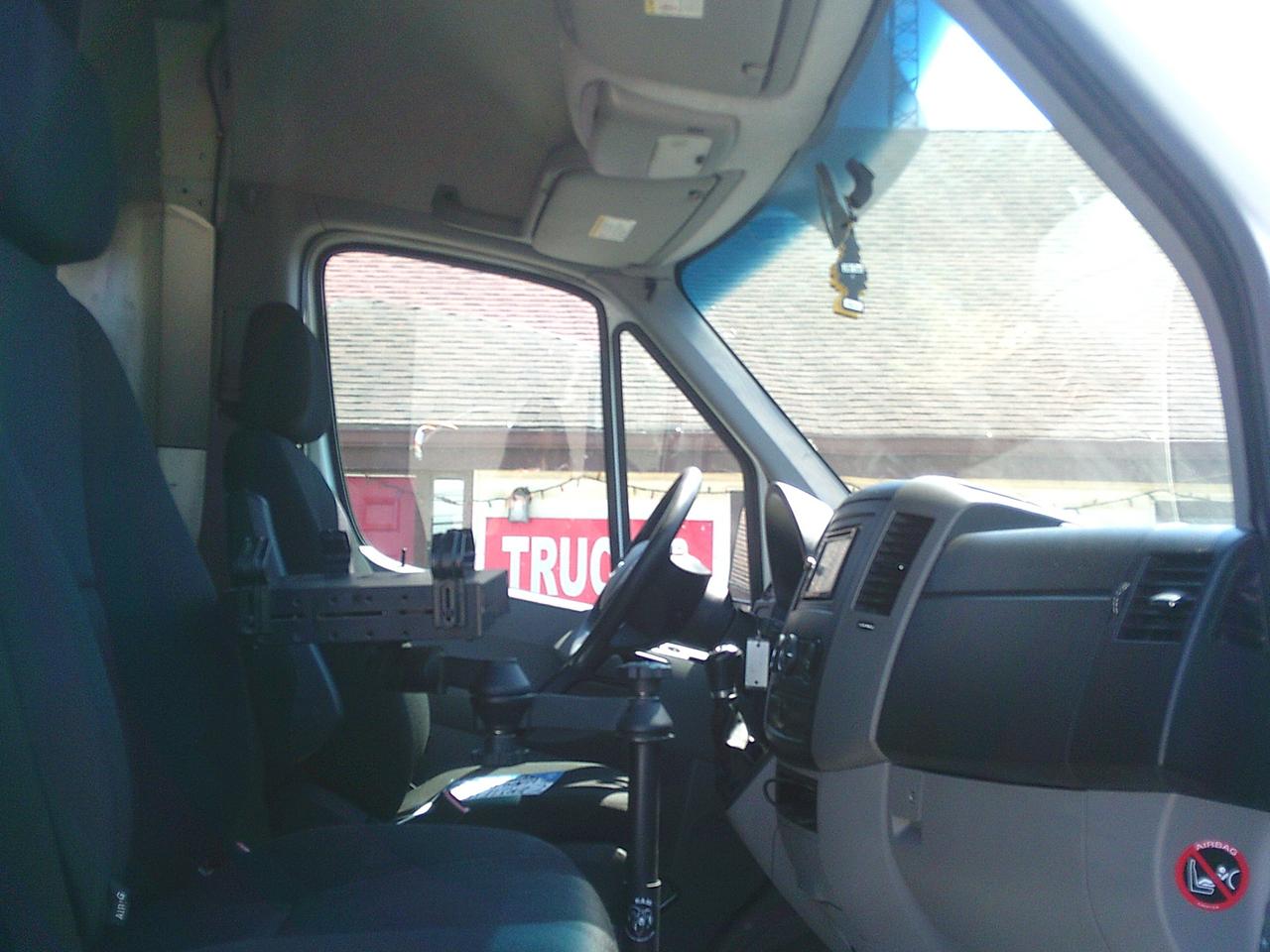 2016 Mercedes-Benz Sprinter 3500 SERVICE VAN RWD 3500 V6 144 Photo