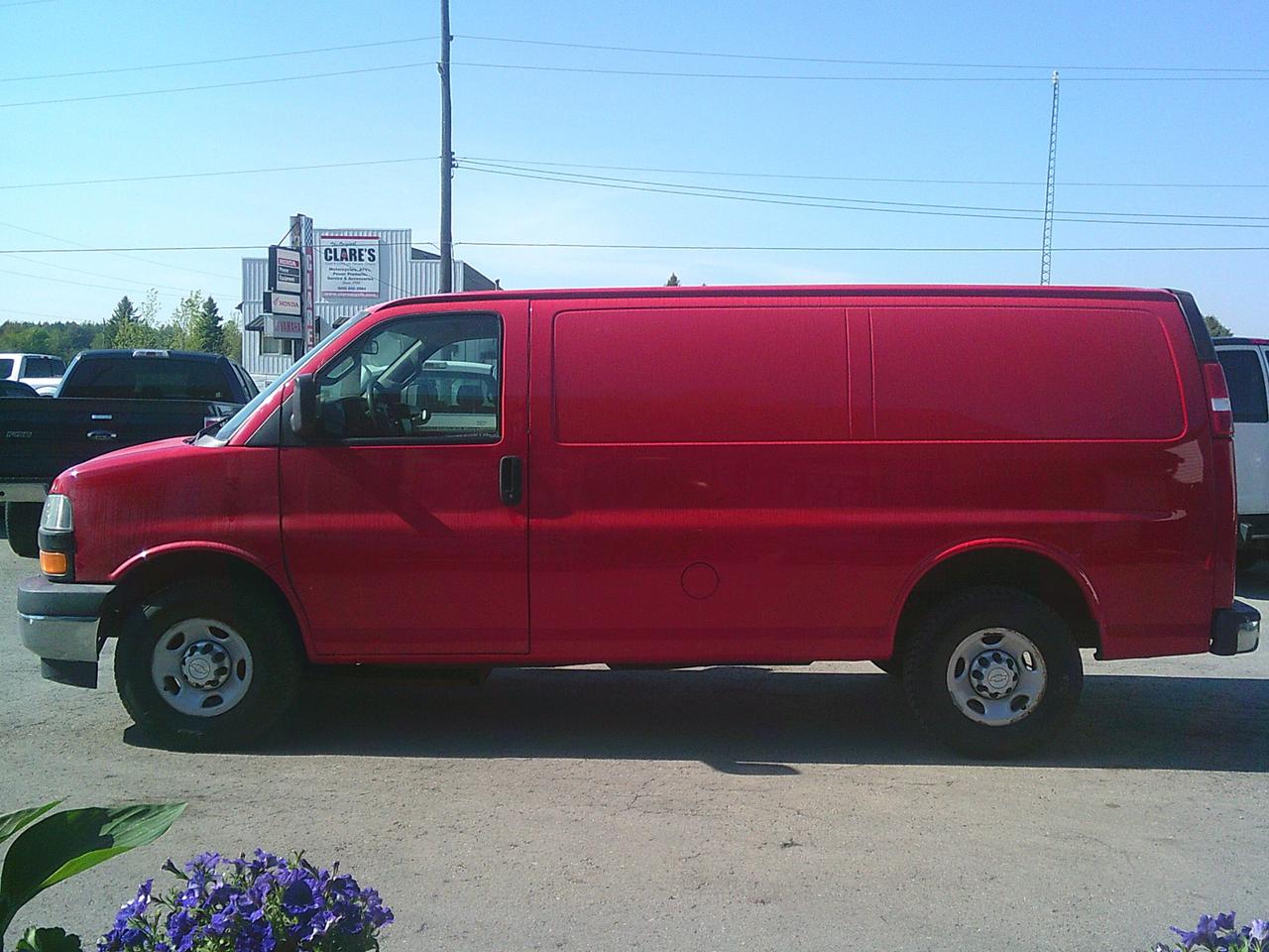 2019 Chevrolet Express 2500 RWD 2500 135