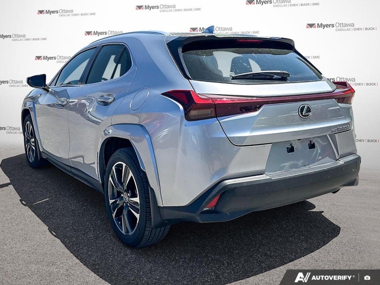 2025 Lexus UX 300h  UX 300H AWD HYBRID Photo