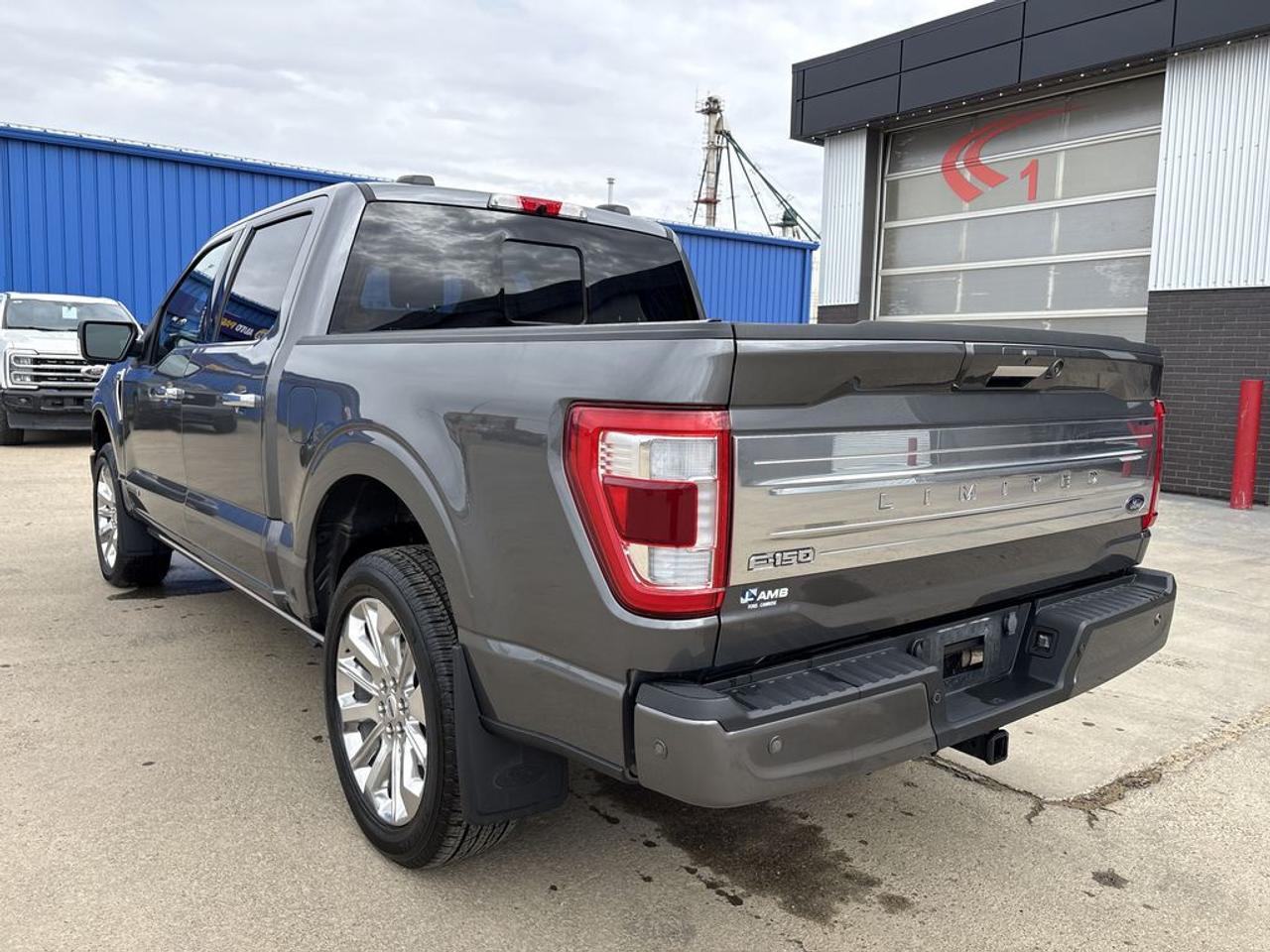 2023 Ford F-150 Limited  Photo4