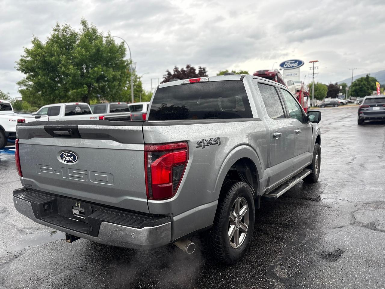 2024 Ford F-150 XLT Photo4