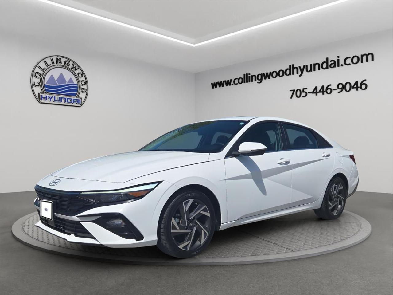 2024 Hyundai Elantra Luxury Photo2