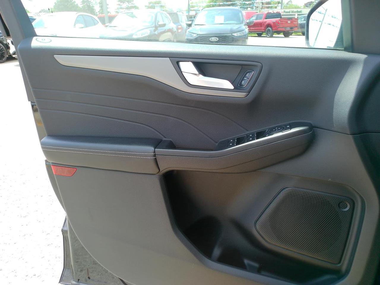 2024 Ford Escape Plug-in Hybrid Active FWD Photo