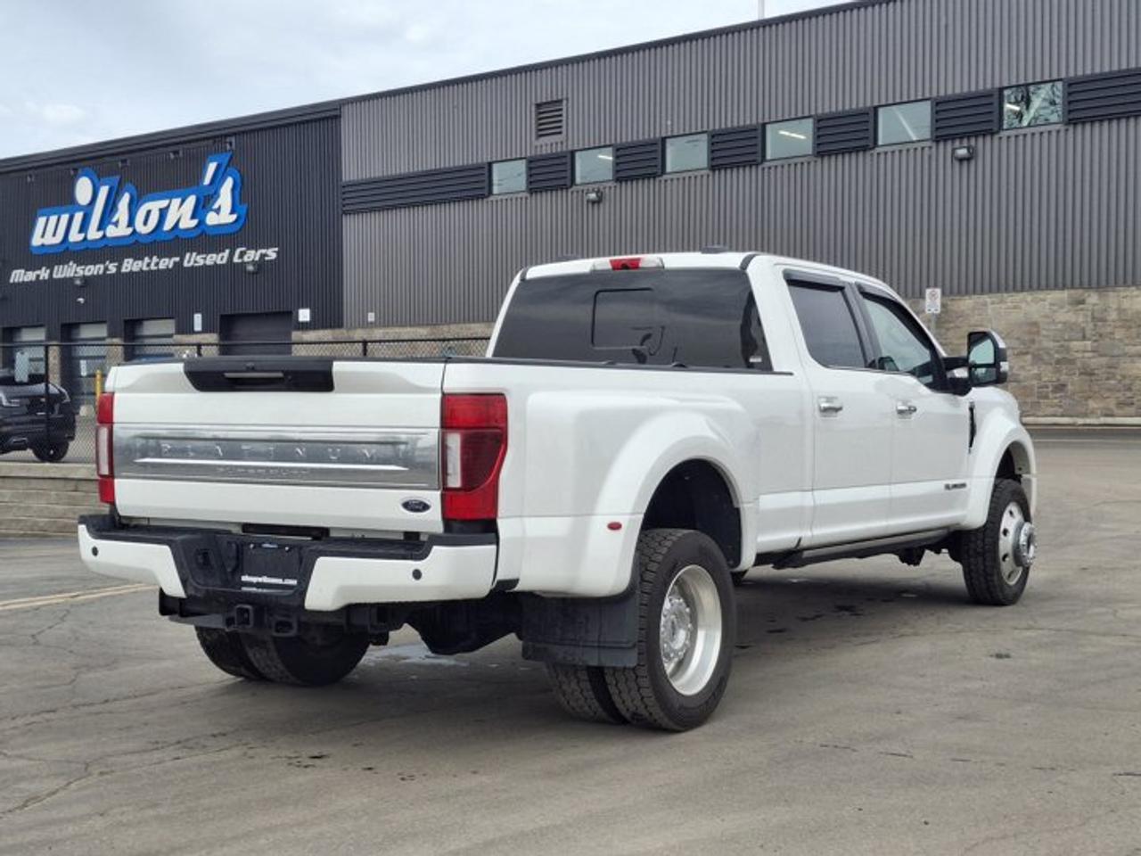 2022 Ford F-450 Super Duty DRW Platinum DRW 4X4 | Dually | 6.7L Diesel | FX4 | Leather | Twin Panel Moonroof | Nav | 360 Cam & More Photo