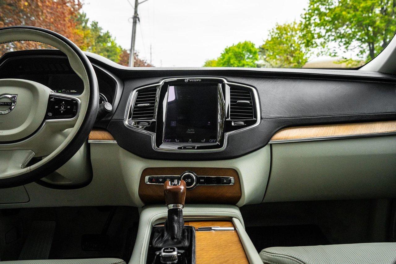 2016 Volvo XC90 T6 Inscription Photo