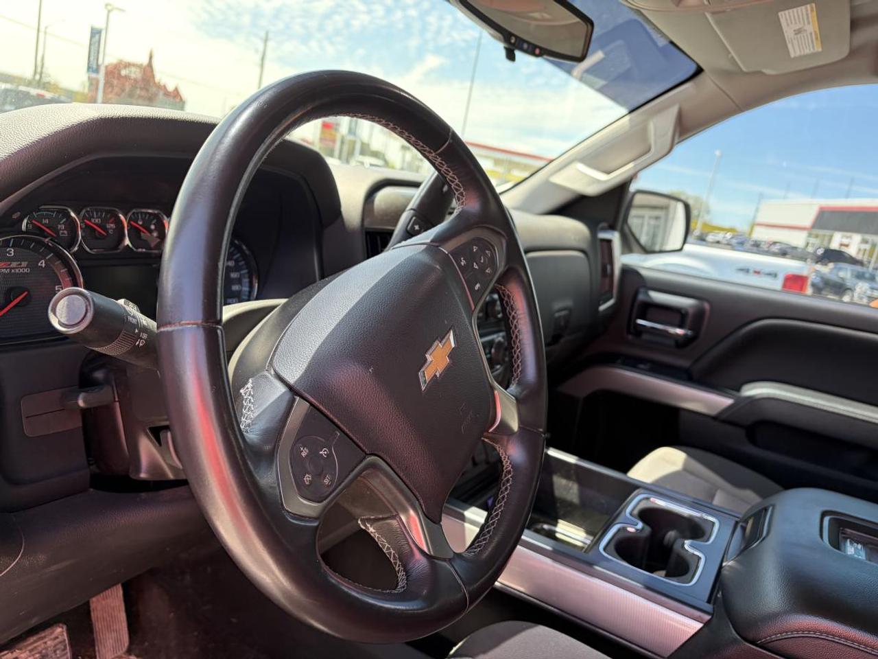 2018 Chevrolet Silverado 1500 LT Photo
