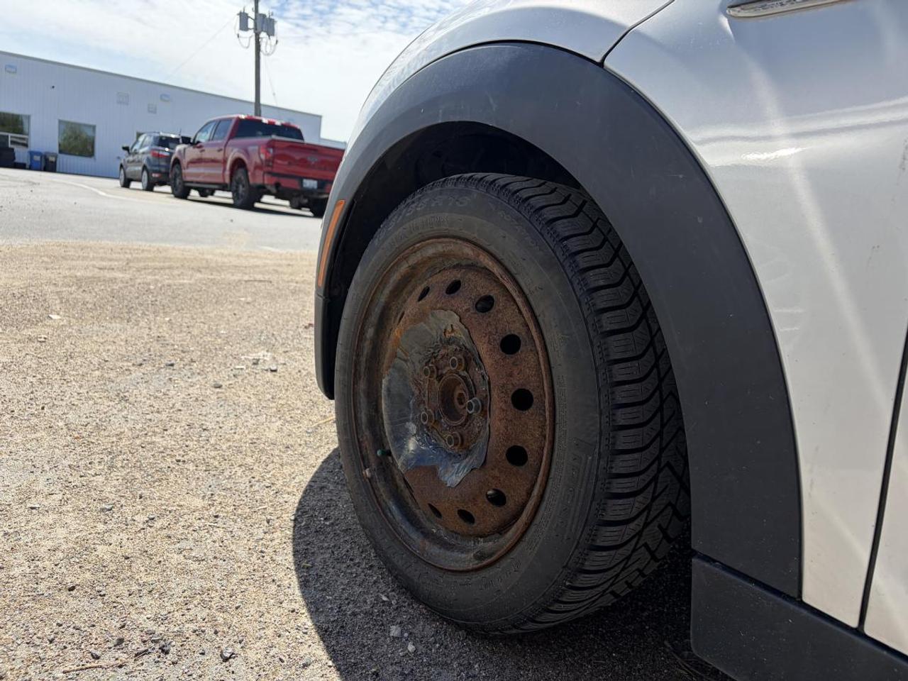 2015 MINI Cooper Hardtop Base Photo