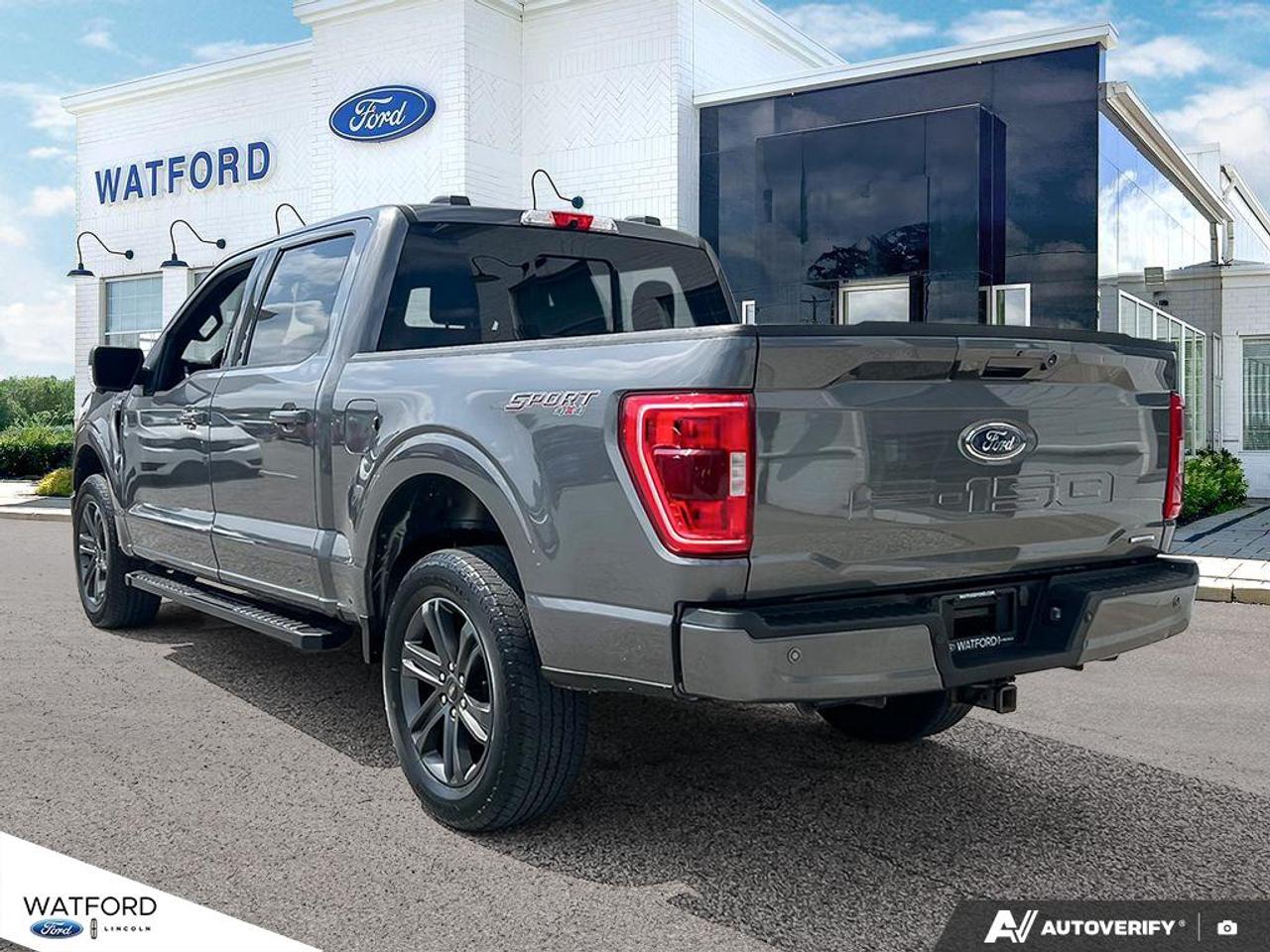 2023 Ford F-150 XLT 4WD SuperCrew 5.5' Box Photo3