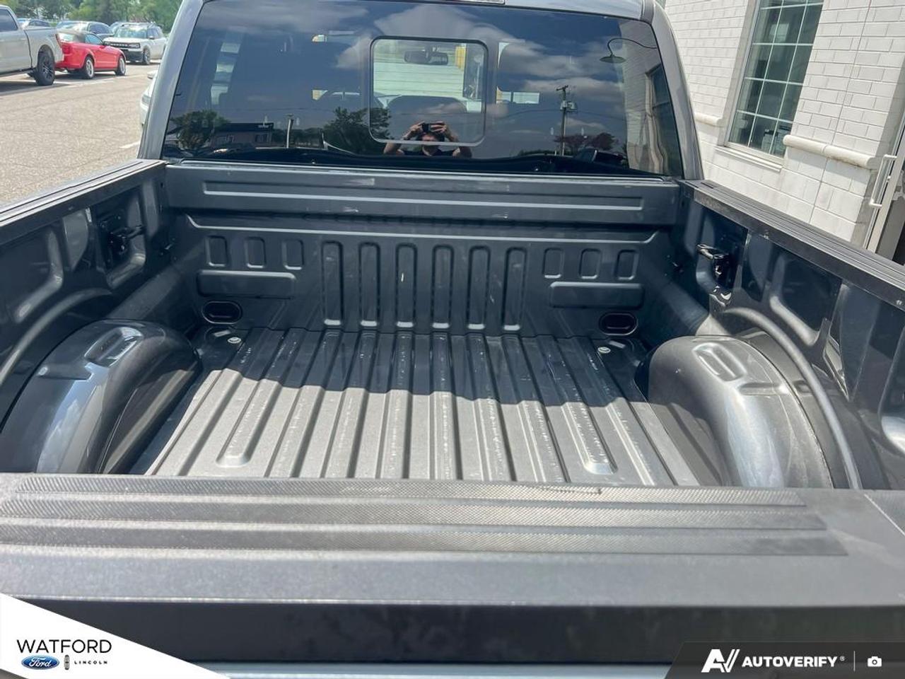 2023 Ford F-150 XLT 4WD SuperCrew 5.5' Box Photo