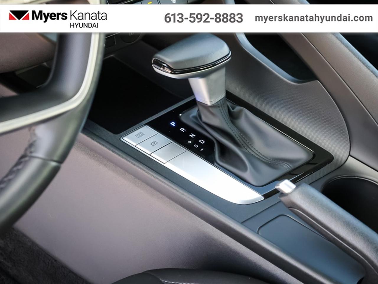 2025 Hyundai Elantra Preferred IVT w/Tech Pkg Photo