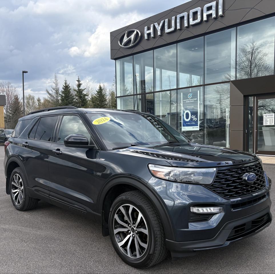 2024 Ford Explorer ST-Line Photo