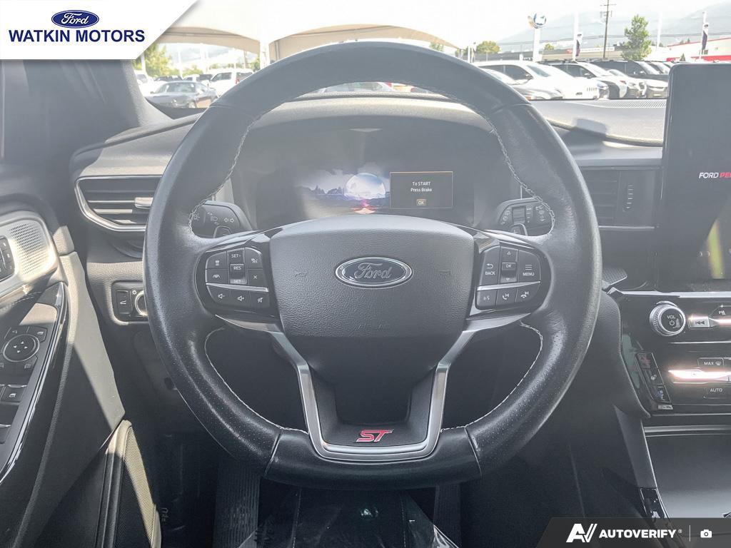 2023 Ford Explorer ST photo 17