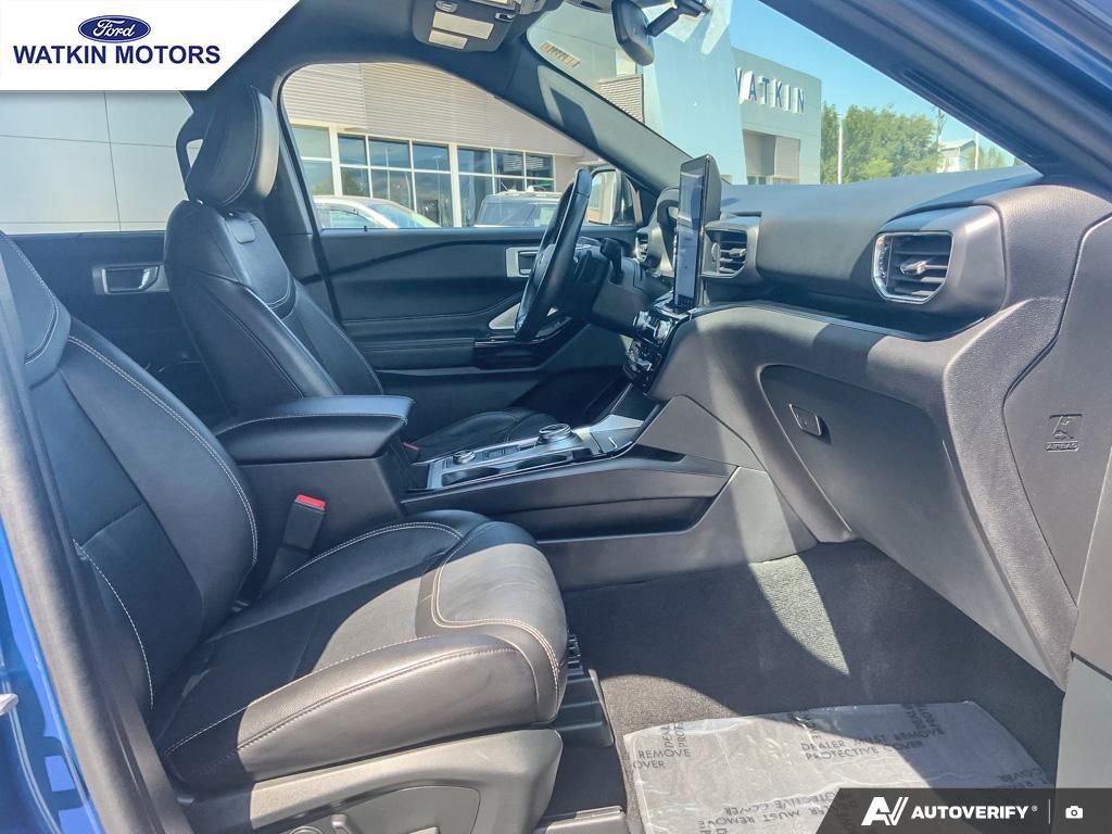 2023 Ford Explorer ST photo 25