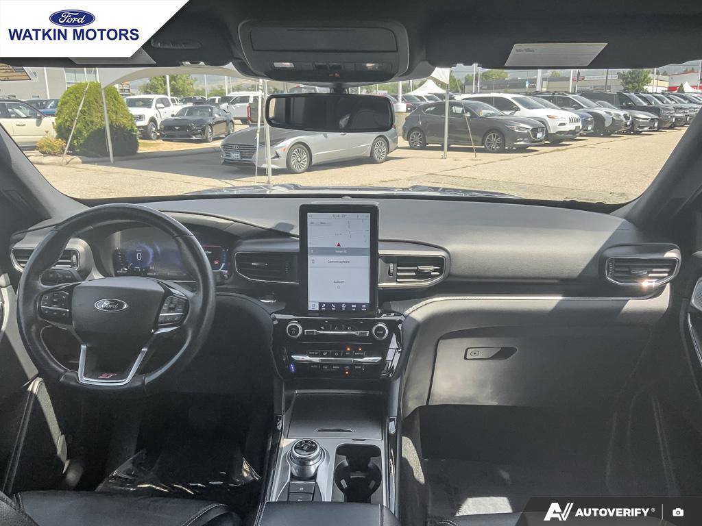 2023 Ford Explorer ST photo 27