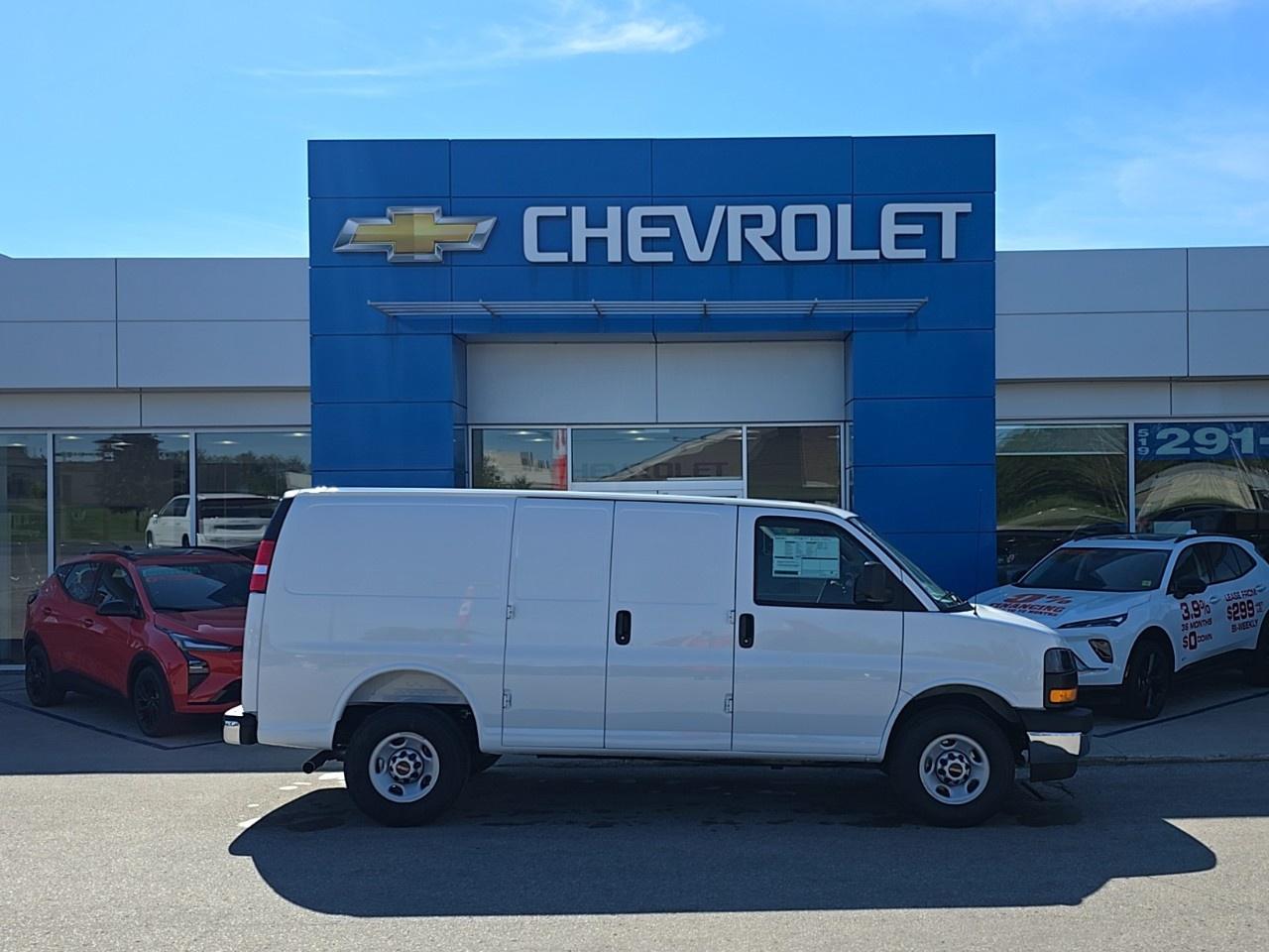 2026 GMC Savana Cargo Van 2500 Regular Wheelbase Rear-Wheel Drive Photo