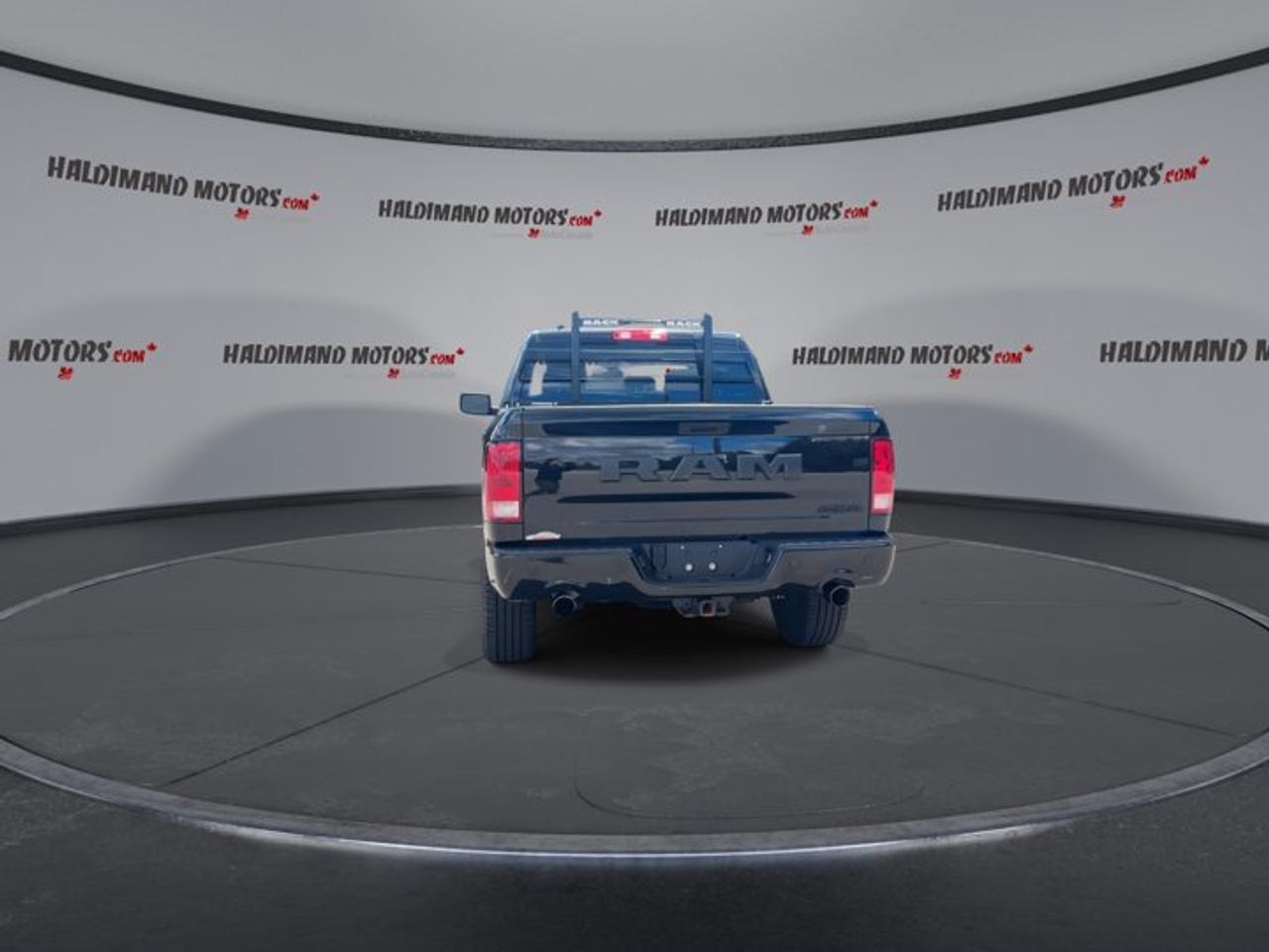 2022 RAM 1500 Classic Express Crew Cab 5'7 Box 4x4 | One Owner | No Accidents Photo