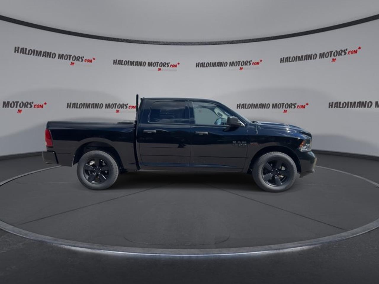 2022 RAM 1500 Classic Express Crew Cab 5'7 Box 4x4 | One Owner | No Accidents Photo