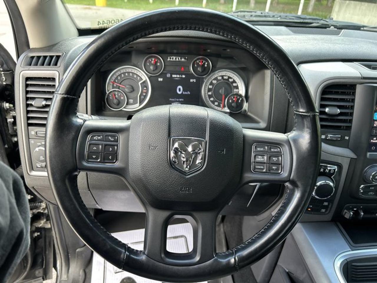 2022 RAM 1500 Classic Express Crew Cab 5'7 Box 4x4 | One Owner | No Accidents Photo