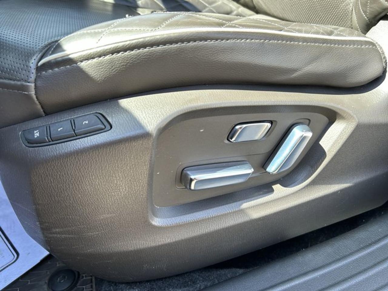 2022 Mazda CX-9 Signature AWD | No Accidents | Sunroof | Leather Seats Photo