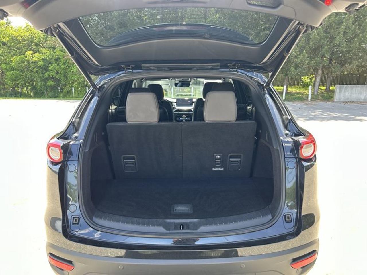 2022 Mazda CX-9 Signature AWD | No Accidents | Sunroof | Leather Seats Photo