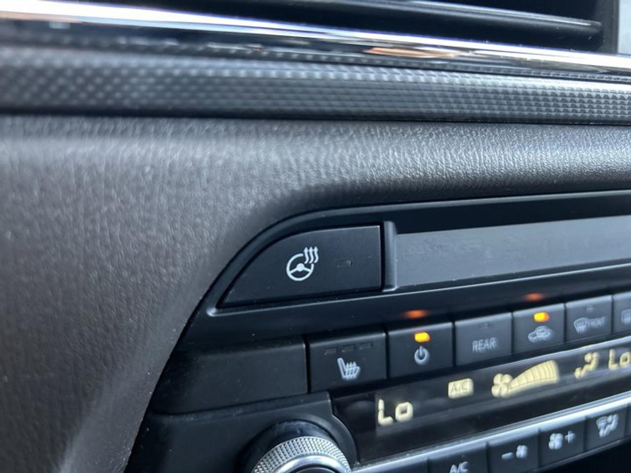 2022 Mazda CX-9 Signature AWD | No Accidents | Sunroof | Leather Seats Photo