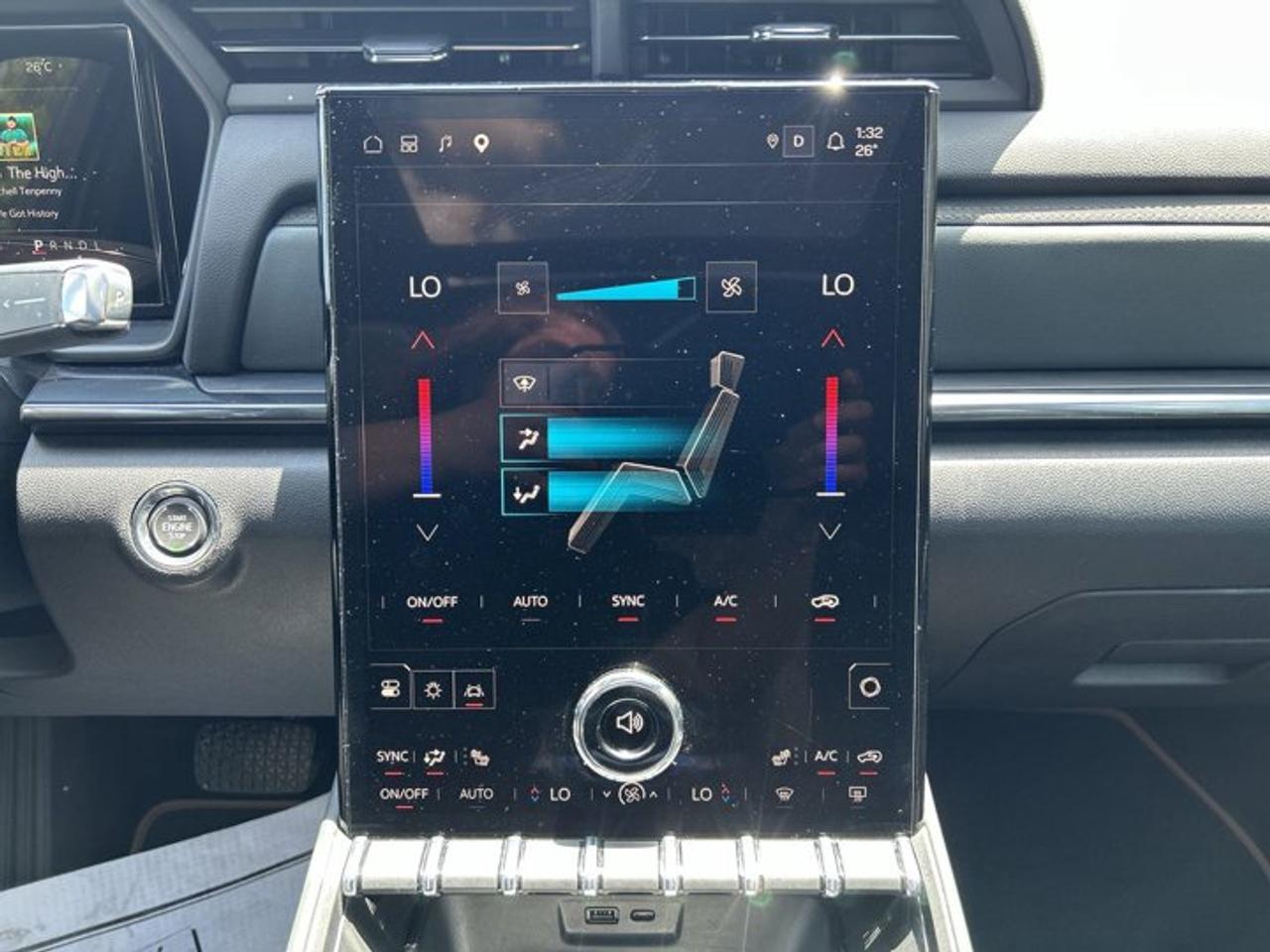 2026 GMC Terrain AT4 AWD | No Accidents | Panoramic Sunroof | Heated Steering Photo