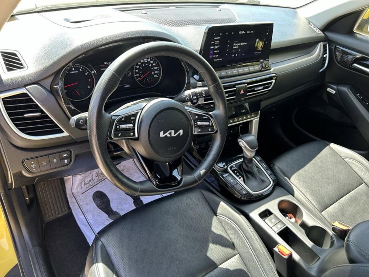 2023 Kia Seltos SX Turbo AWD | Sunroof | Vent. Front Seats | Heated Steering Photo