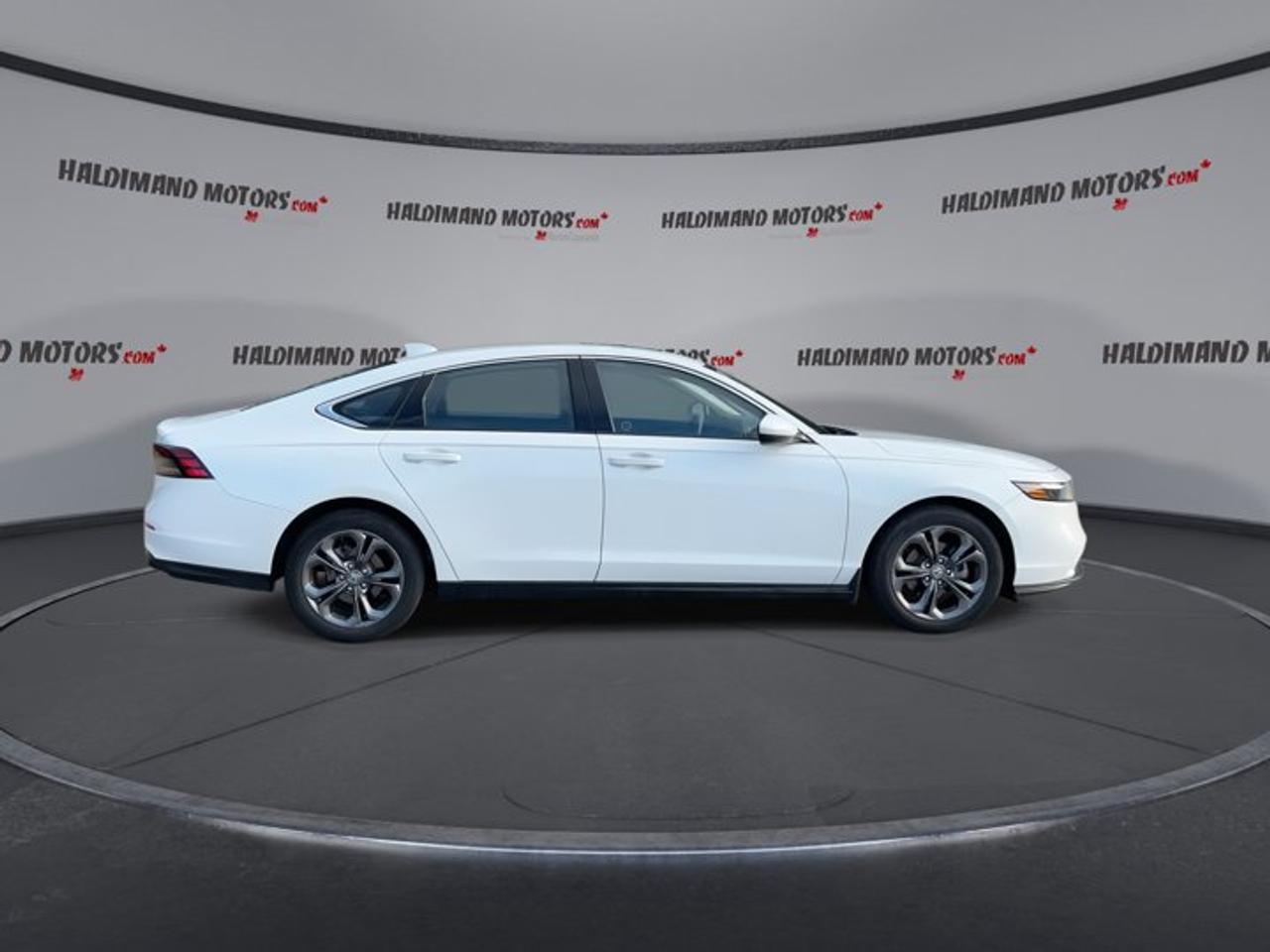 2024 Honda Accord Sedan EX 2WD | Sunroof Photo