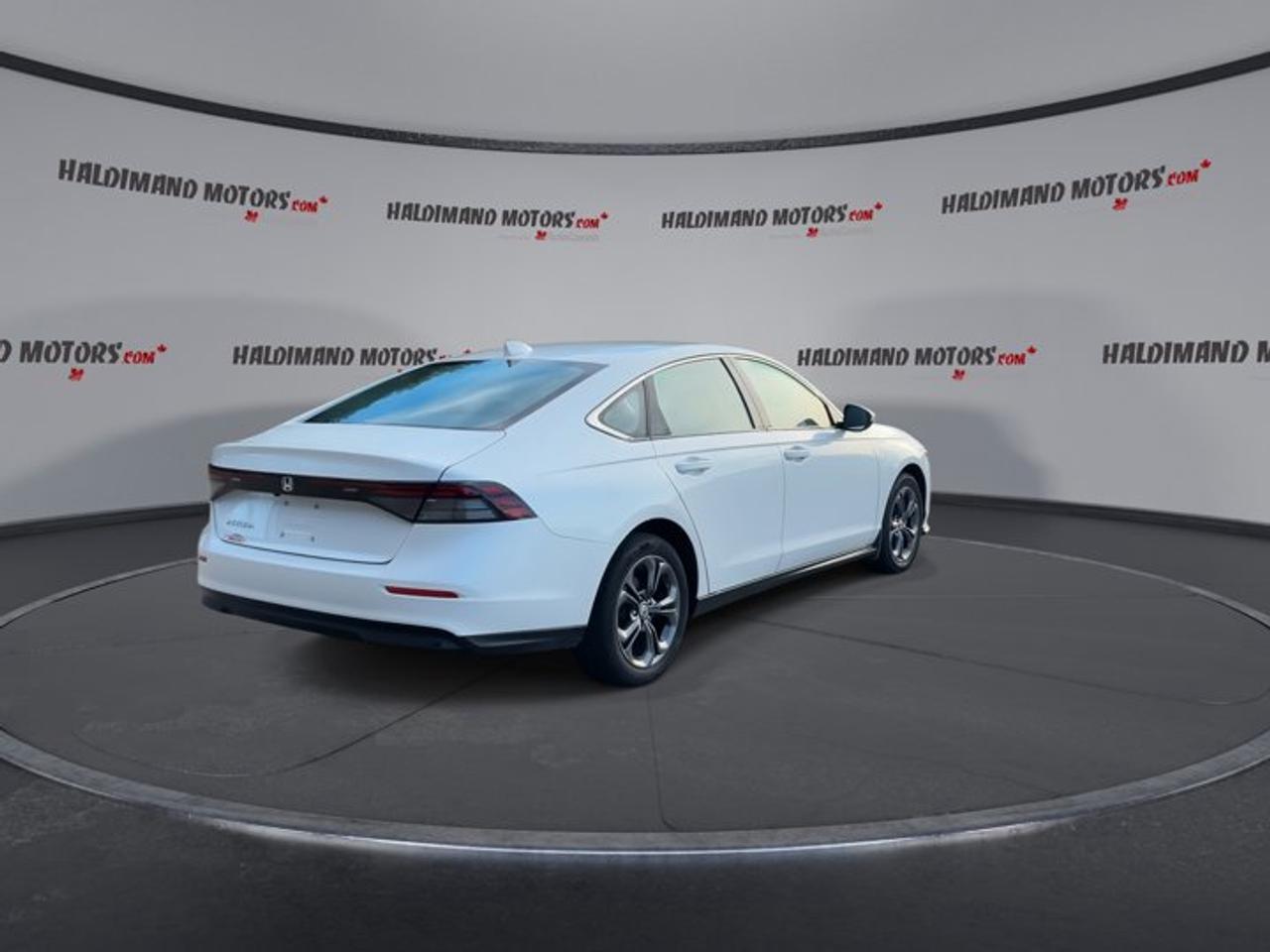 2024 Honda Accord Sedan EX 2WD | Sunroof Photo