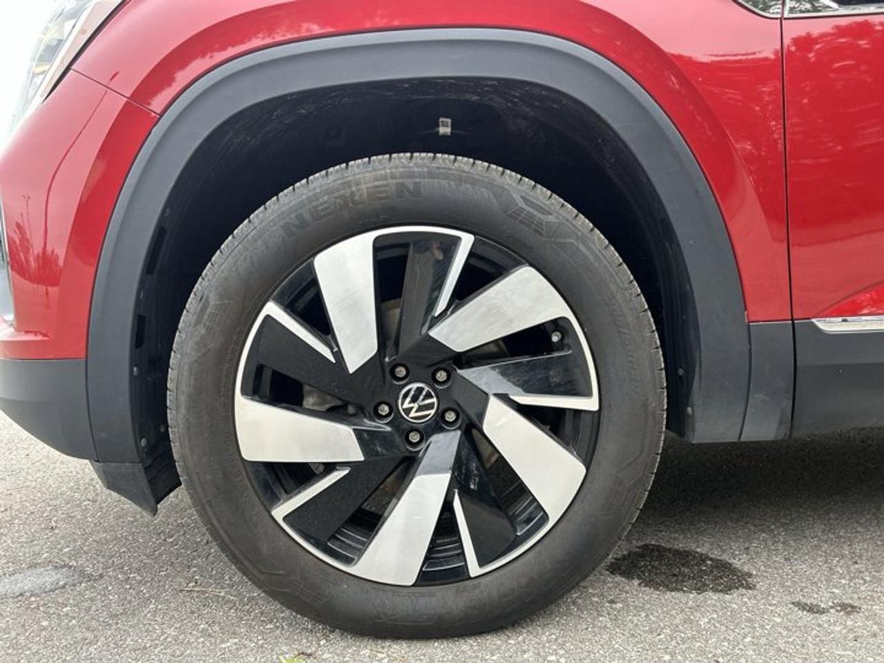 2024 Volkswagen Atlas Cross Sport Highline 2.0 4WD | No Accidents | Leather Seats Photo
