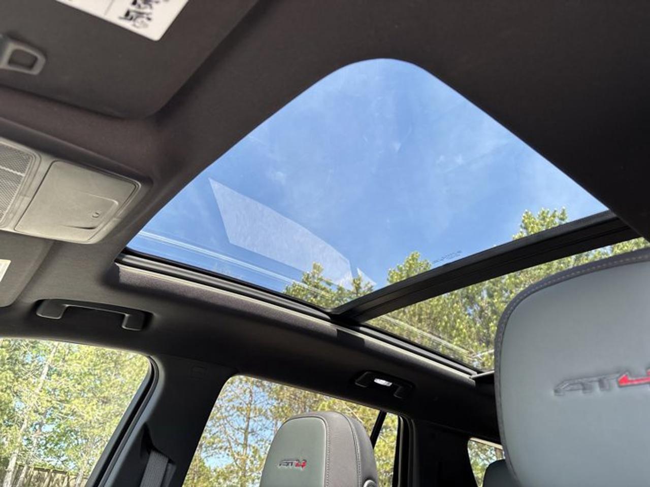 2026 GMC Terrain AT4 AWD | No Accidents | Panoramic Sunroof | Heated Steering Photo