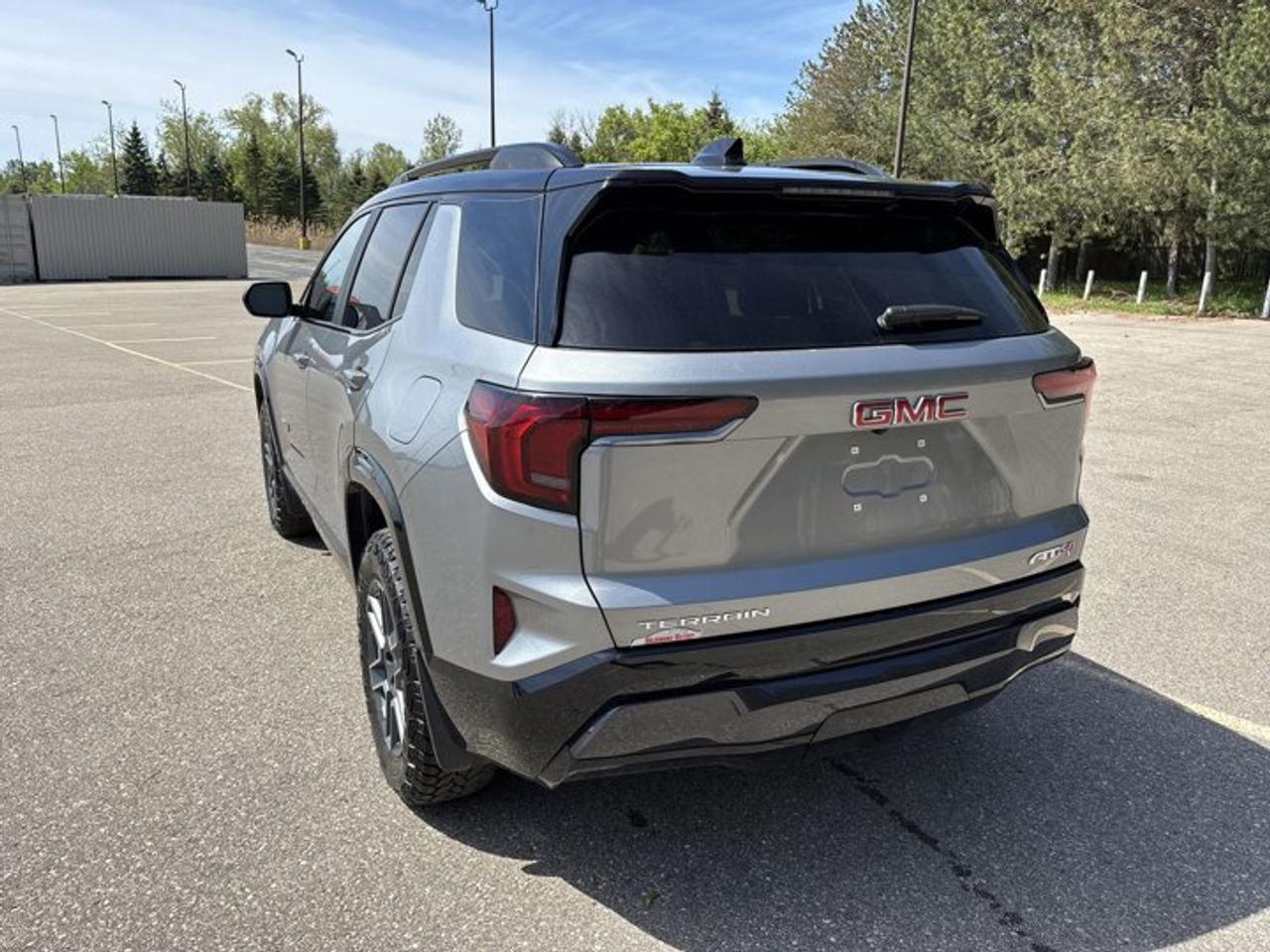 2026 GMC Terrain AT4 AWD | No Accidents | Panoramic Sunroof | Heated Steering Photo