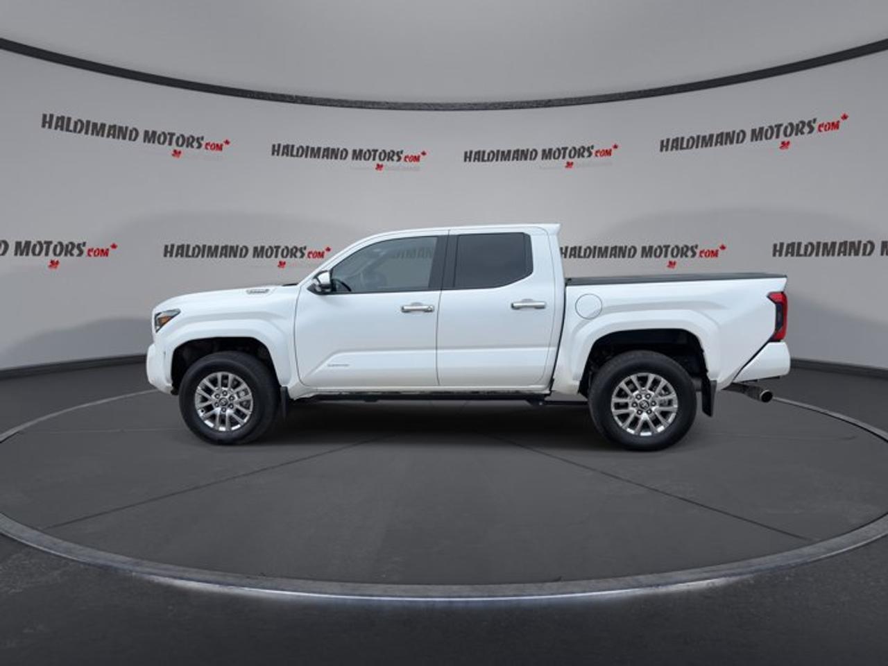 2025 Toyota Tacoma Limited Double Cab 5' Bed Hybrid 4x4 | Sunroof Photo