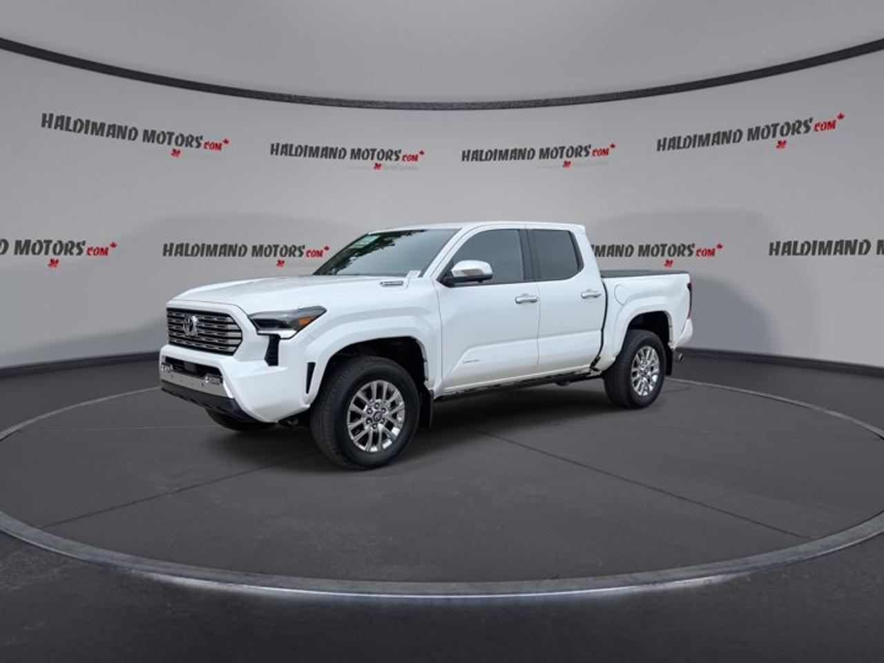 2025 Toyota Tacoma Limited Double Cab 5' Bed Hybrid 4x4 | Sunroof Photo3