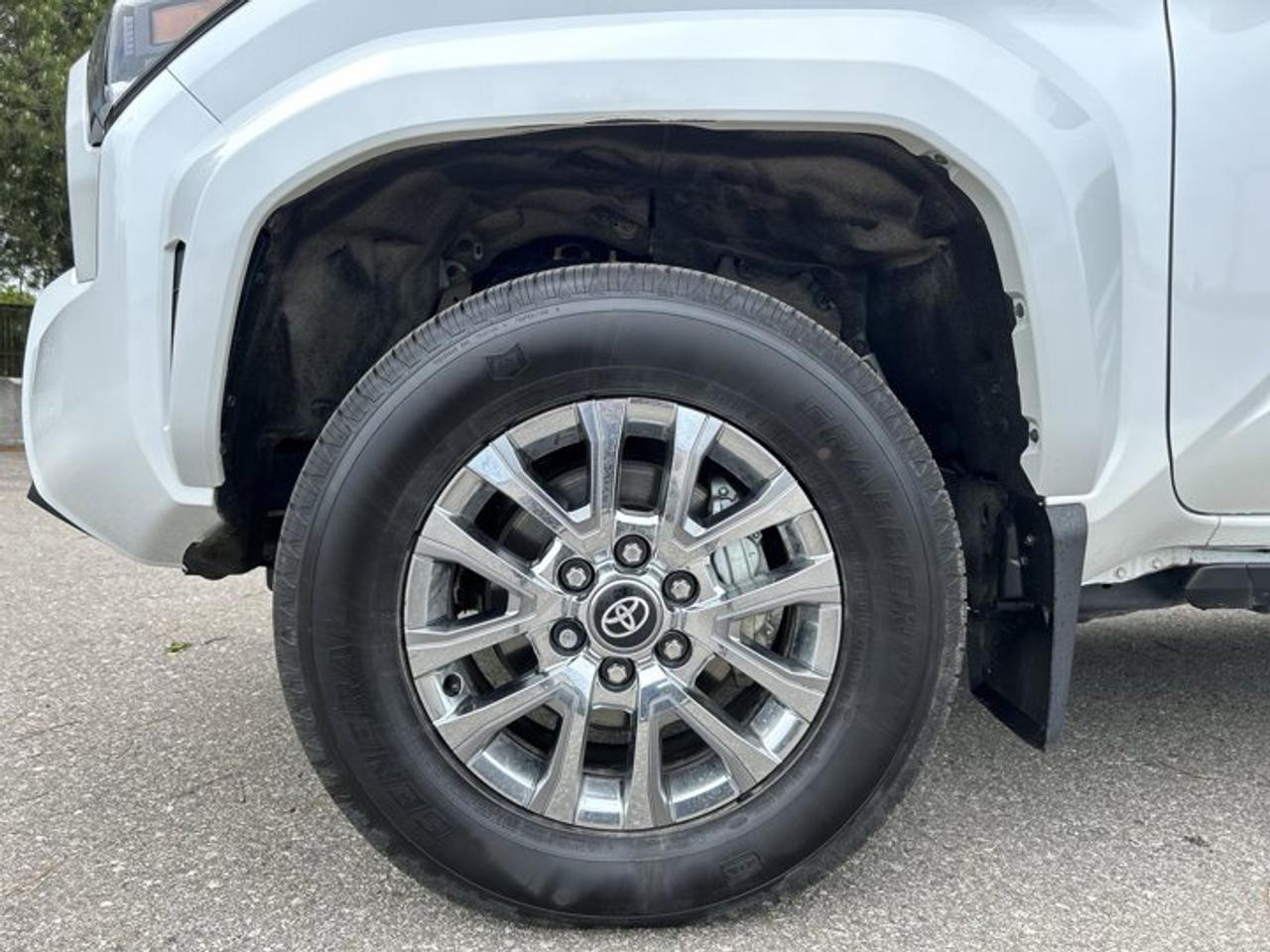 2025 Toyota Tacoma Limited Double Cab 5' Bed Hybrid 4x4 | Sunroof Photo
