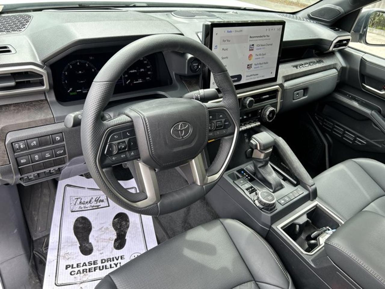 2025 Toyota Tacoma Limited Double Cab 5' Bed Hybrid 4x4 | Sunroof Photo