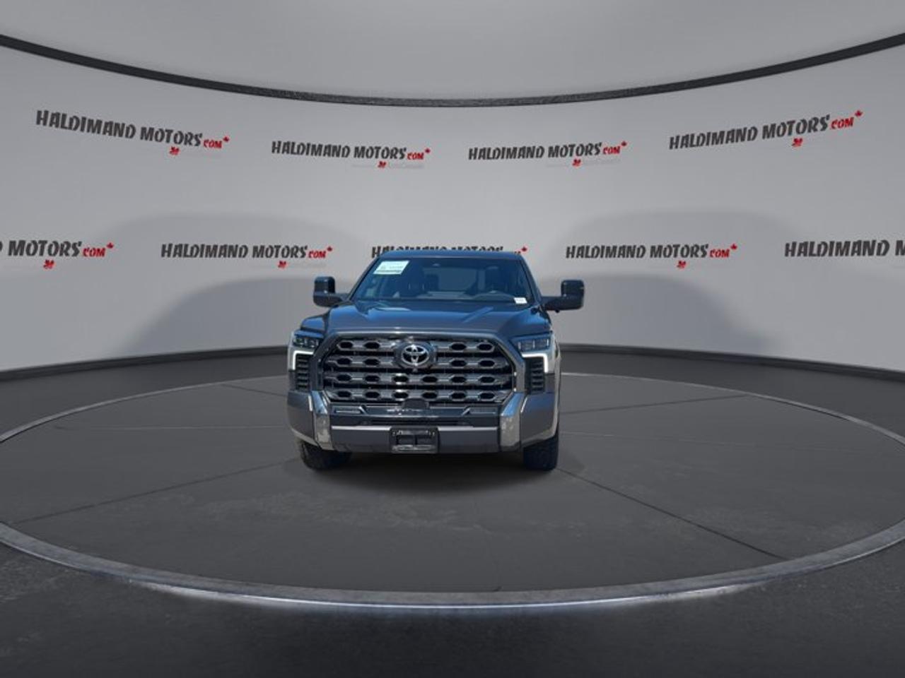 2022 Toyota Tundra Platinum Crewmax 6.5' 4x4 | No Accidents | All Vent. Seats Photo2